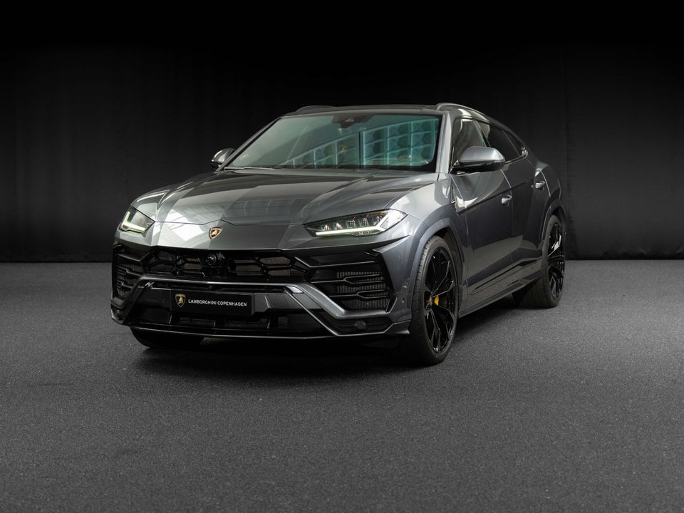 Lamborghini Urus 4,0  5d