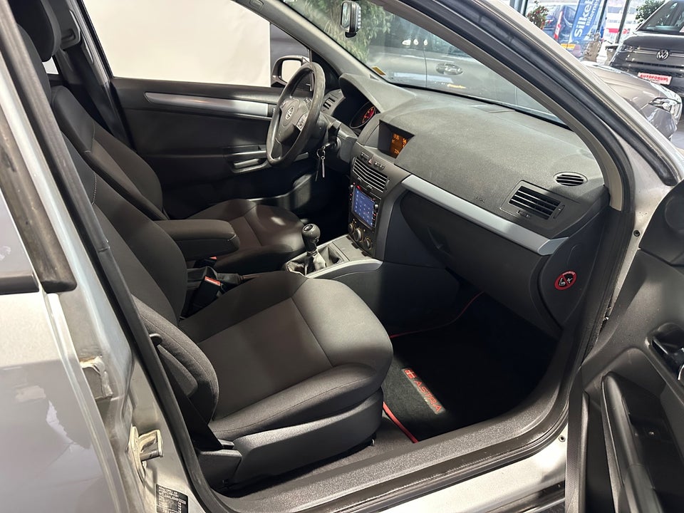 Opel Astra 1,6 16V Limited 5d