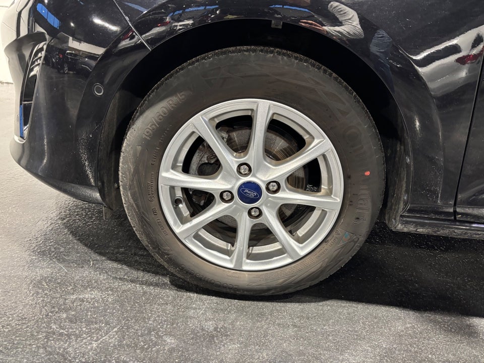 Ford Fiesta 1,0 EcoBoost mHEV Titanium 5d