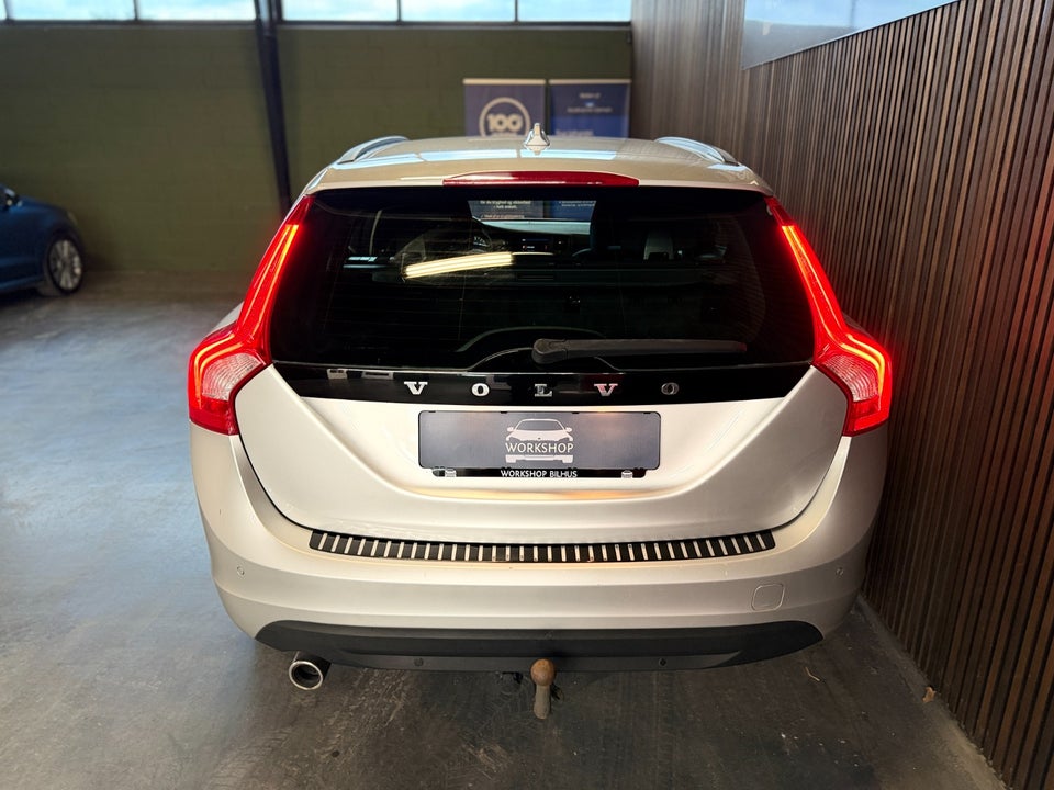 Volvo V60 2,0 D3 136 Momentum 5d