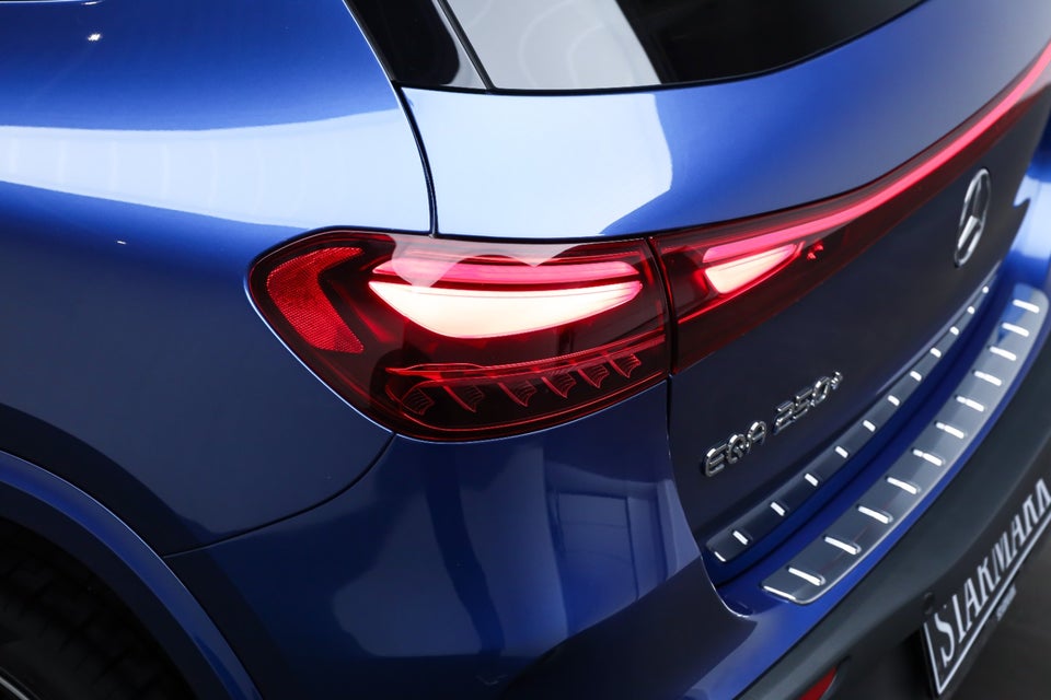 Mercedes EQA250+ AMG Advance 5d
