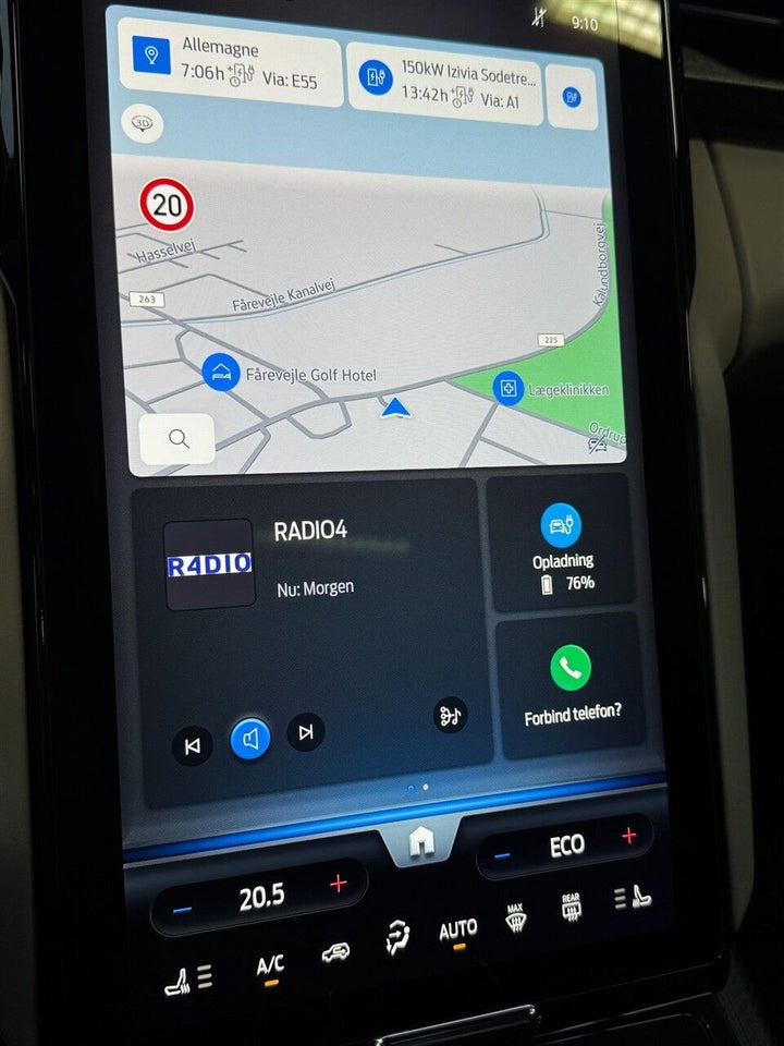 Ford Explorer 77 Premium Extended Range 5d