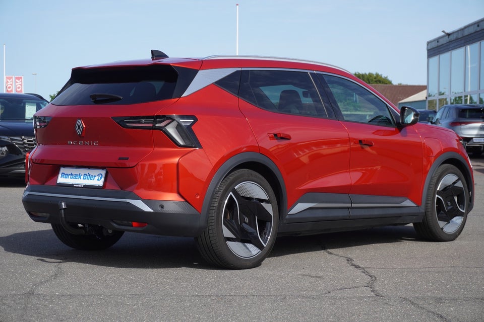 Renault Scenic E-Tech 87 Iconic 5d