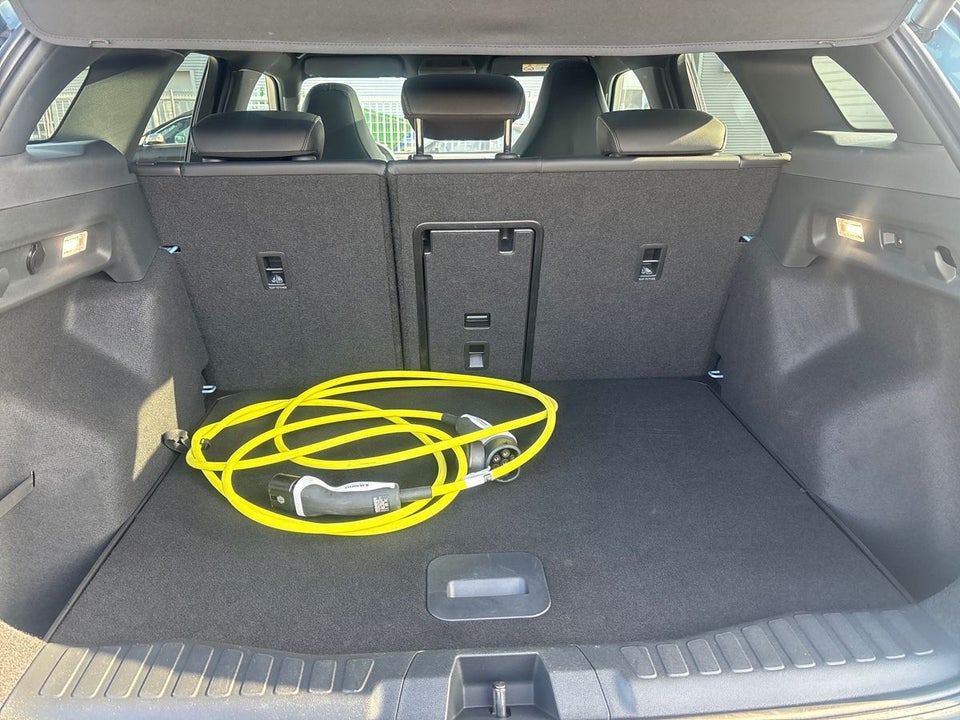 Ford Explorer 77 Premium Extended Range 5d