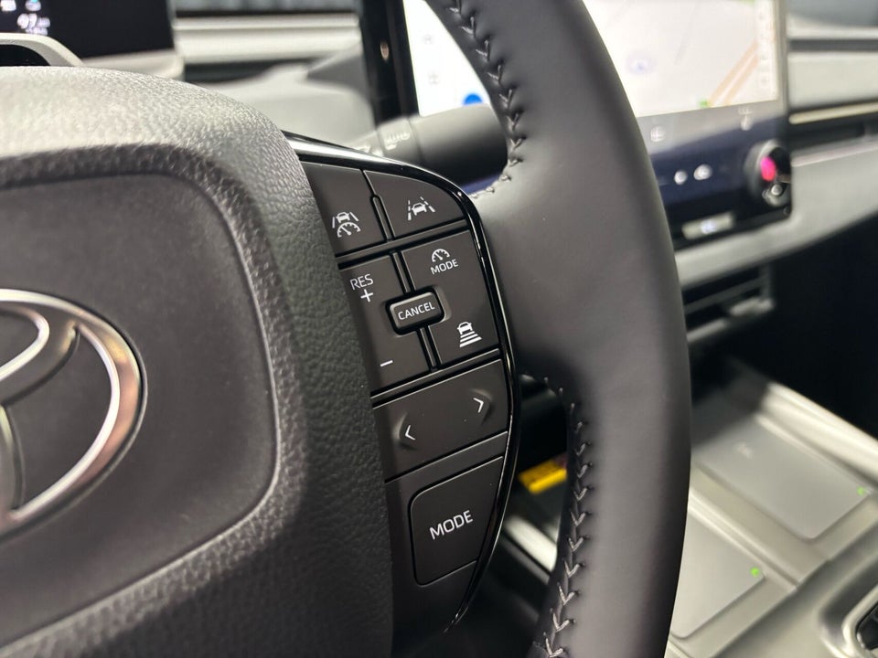 Toyota bZ4X 73 Active Tech 5d