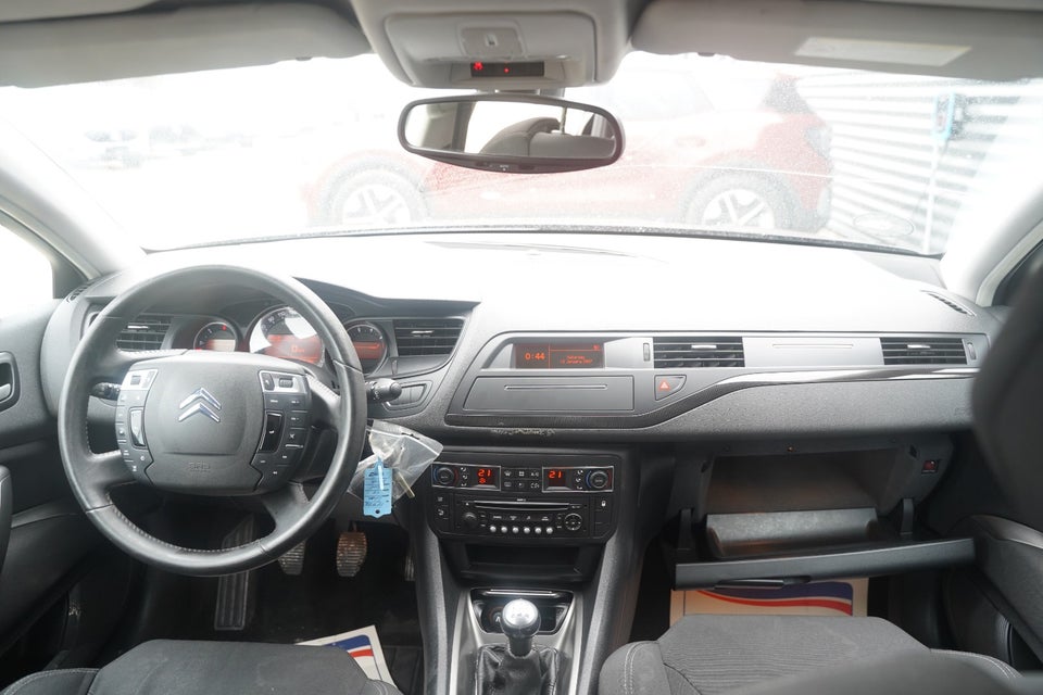 Citroën C5 2,0i 16V Dynamique Tourer 5d