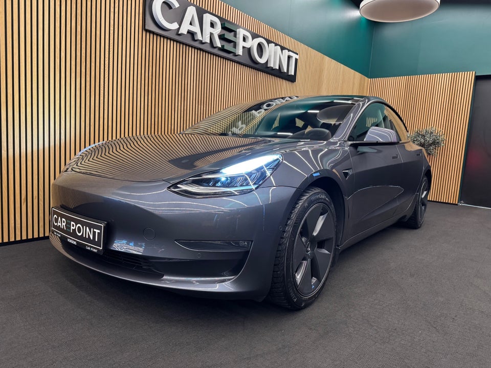 Tesla Model 3 Long Range AWD 4d