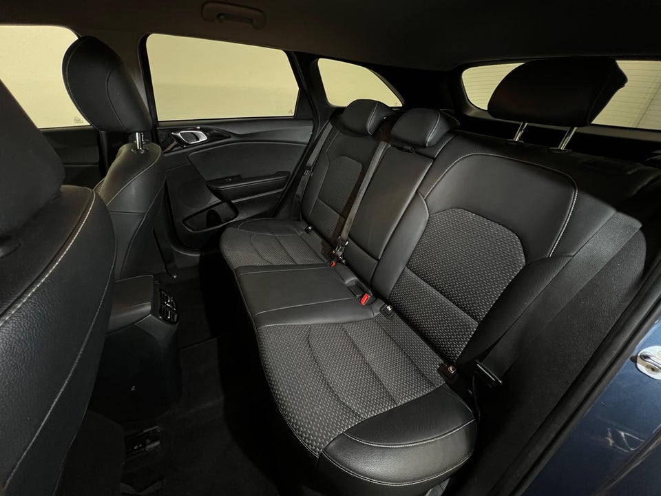 Kia Ceed 1,4 T-GDi Advance SW DCT 5d