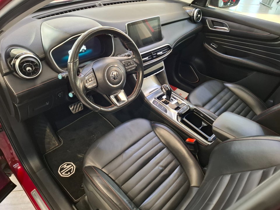 MG EHS 1,5 PHEV Luxury 5d