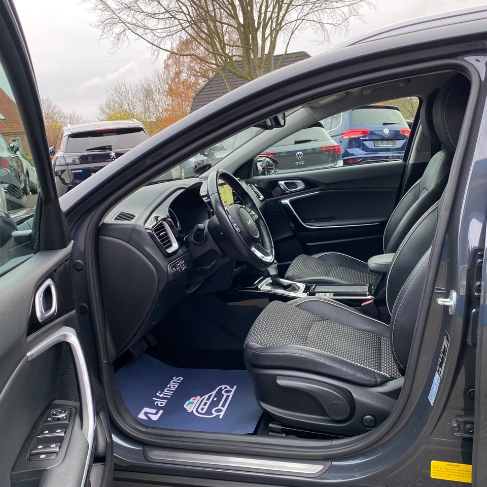 Kia XCeed 1,6 PHEV Upgrade DCT 5d