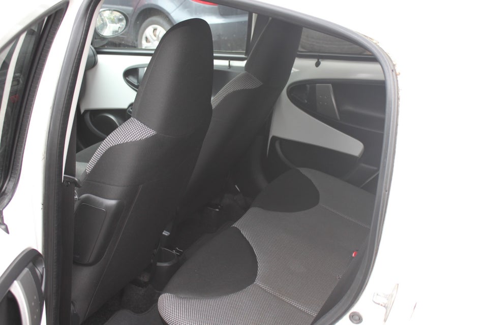 Toyota Aygo 1,0 VVT-i T1 5d