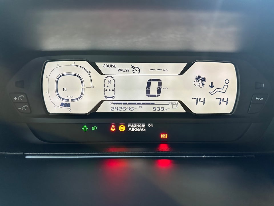 Citroën C4 Picasso 1,6 e-HDi 115 Intensive ETG6 5d