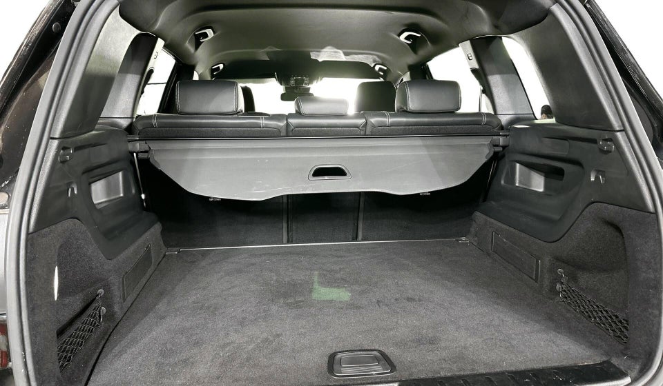 Mercedes EQB300 4Matic 5d