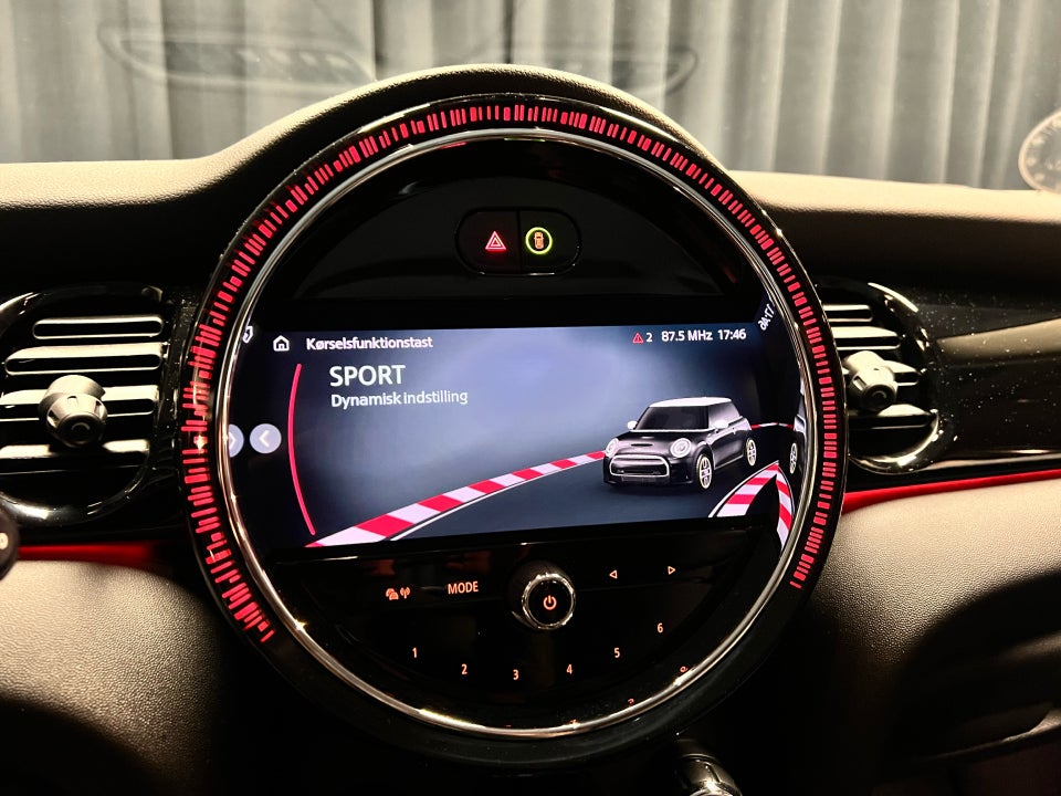 MINI Cooper SE Classic 3d