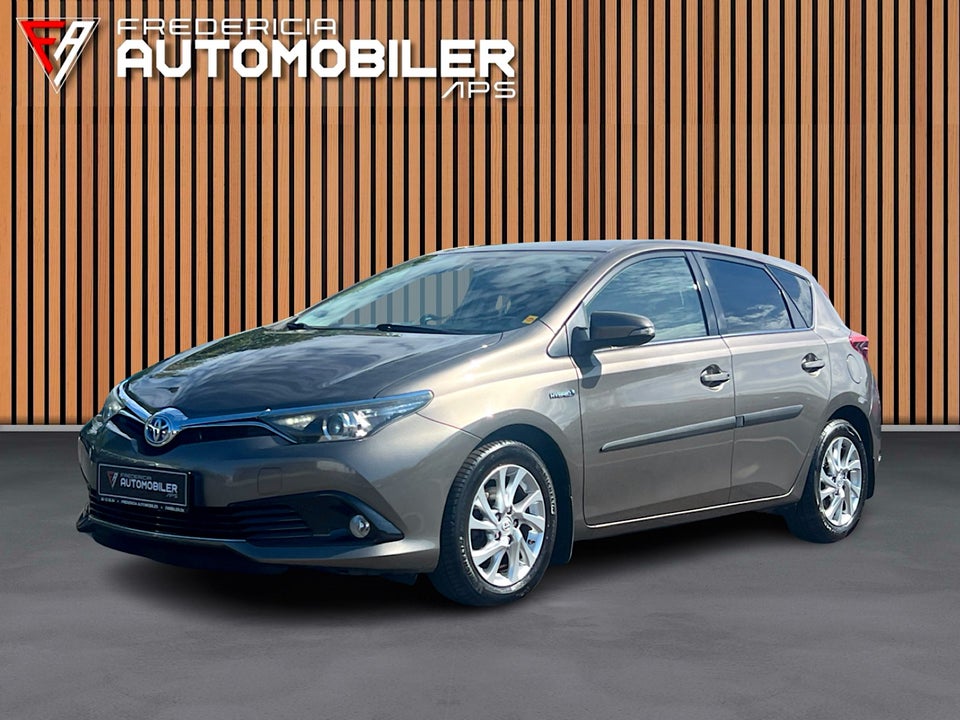 Toyota Auris 1,8 Hybrid H2 Comfort CVT 5d