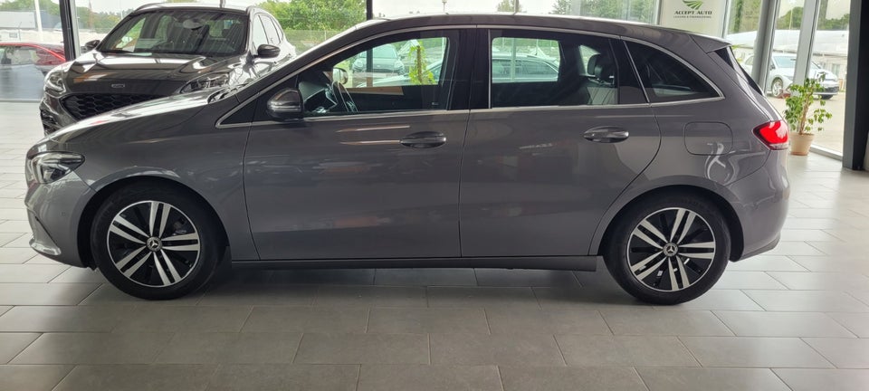 Mercedes B200 1,3 aut. 5d