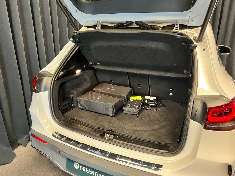 Mercedes EQA250 AMG Line 5d