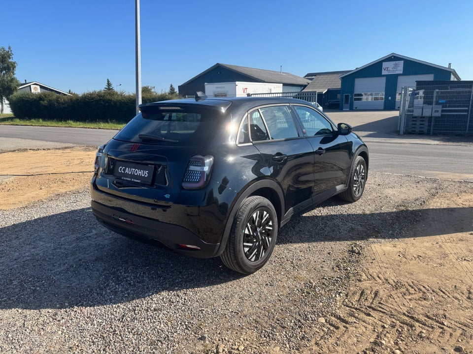 Fiat 600e 54 (RED) 5d