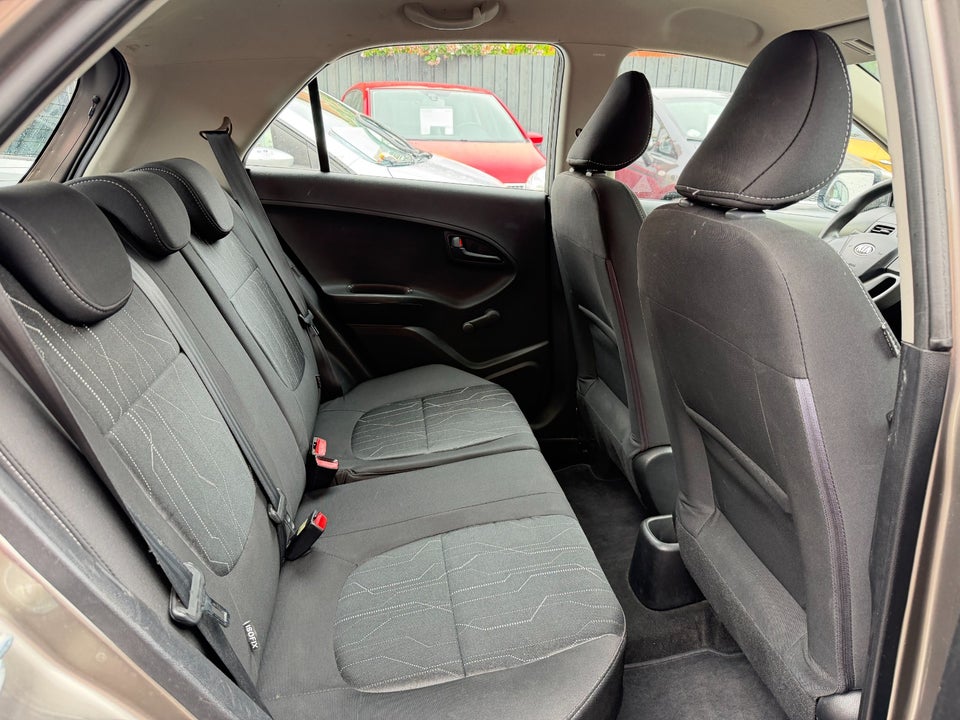 Kia Picanto 1,0 World Cup Eco Clim 5d