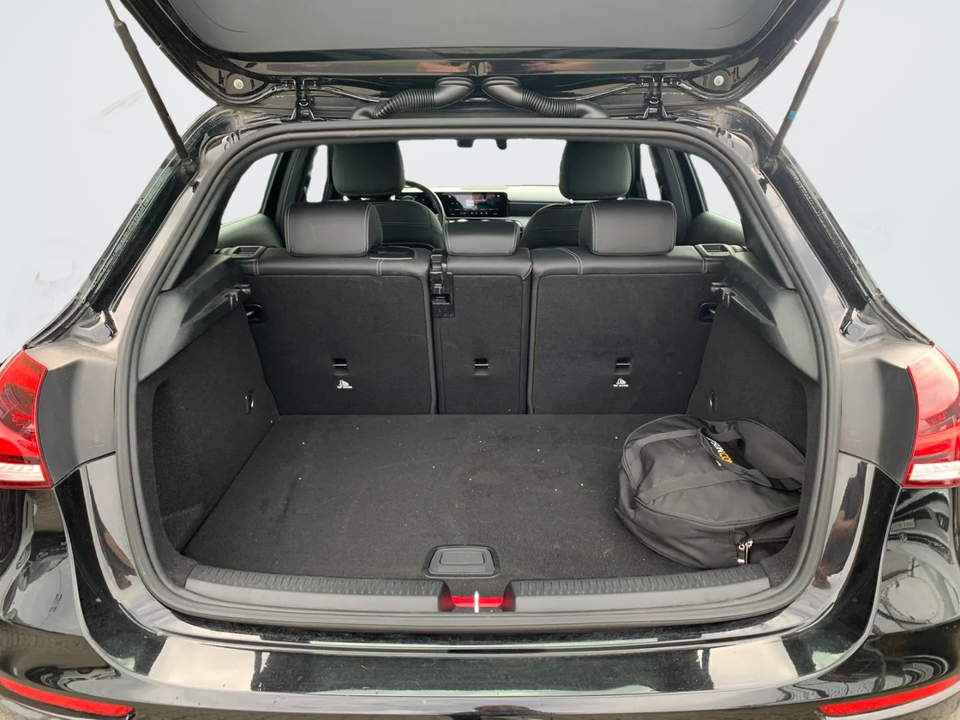 Mercedes A250 e 1,3 Progressive aut. 5d