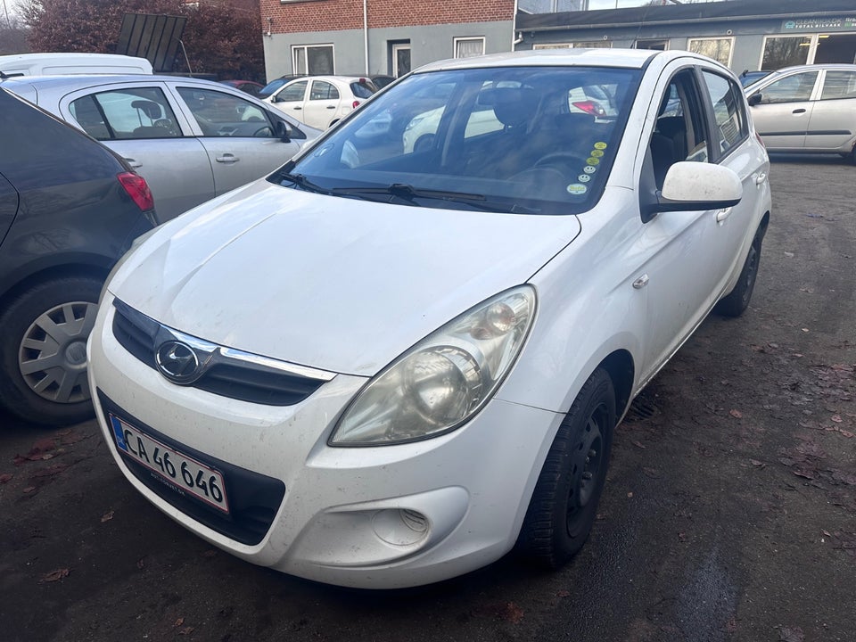 Hyundai i20 1,25 Comfort 5d