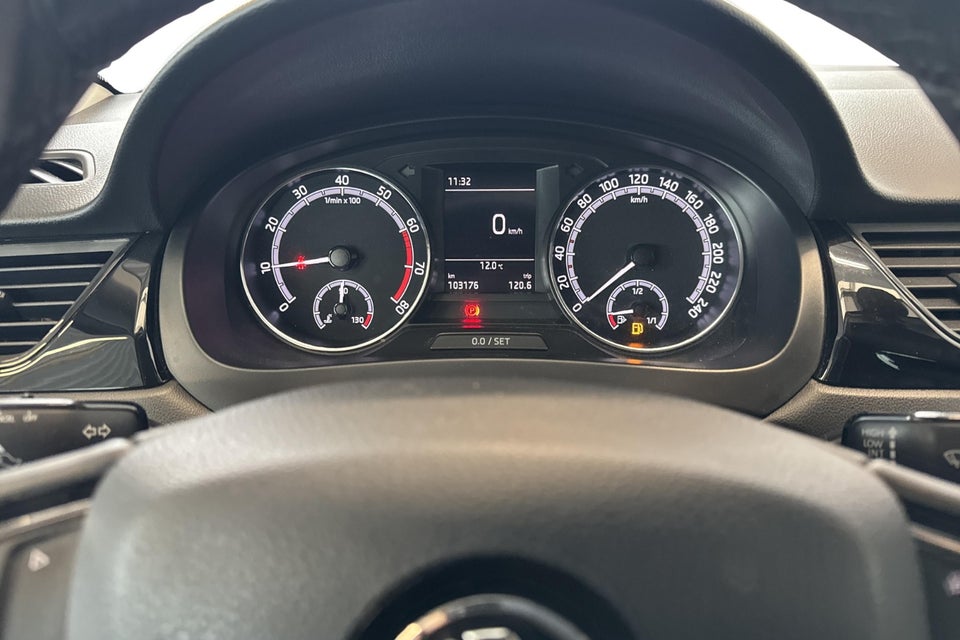 Skoda Rapid 1,0 TSi 110 ICE 5d