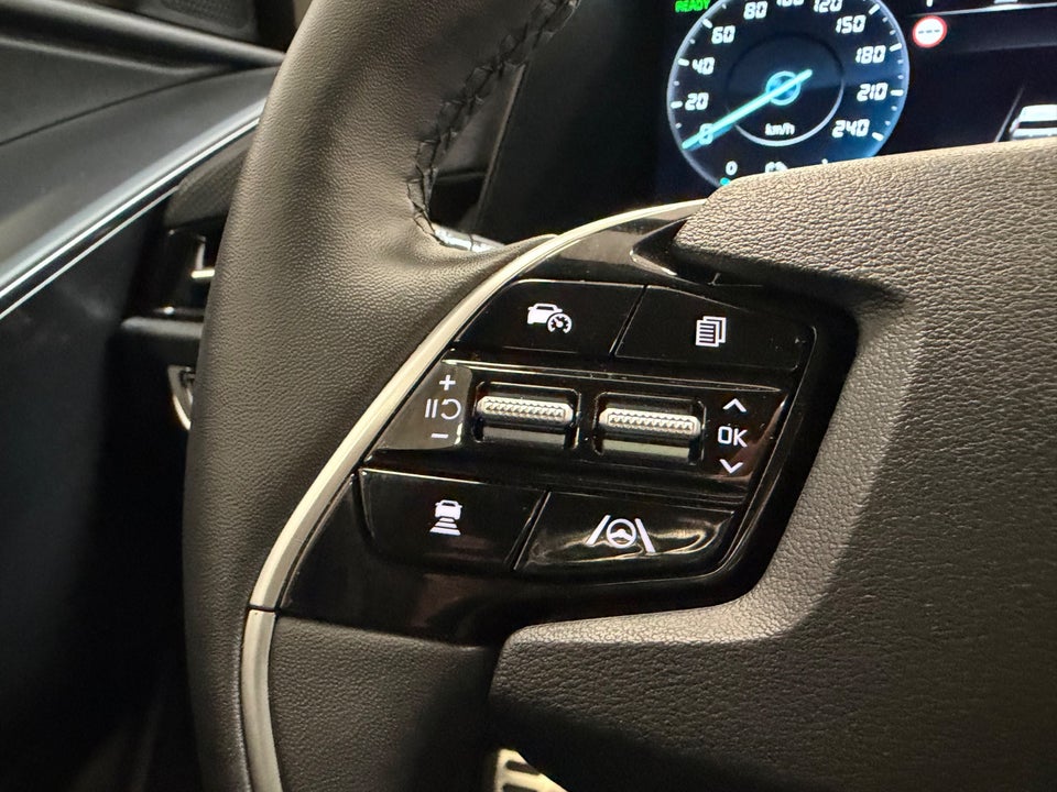 Kia Niro 64 EV Upgrade 5d
