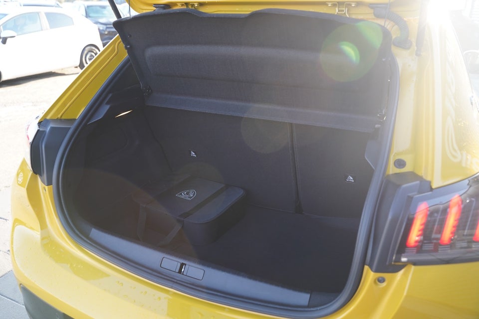 Peugeot e-208 50 GT Prime+ 5d