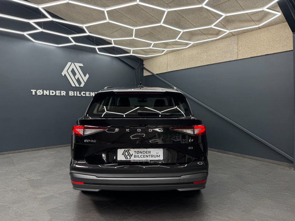 Skoda Enyaq 60 iV Loft 5d