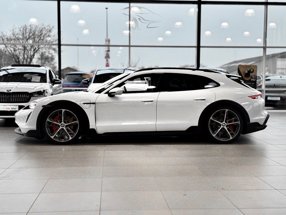 Porsche Taycan 4S Performance+ Cross Turismo 5d