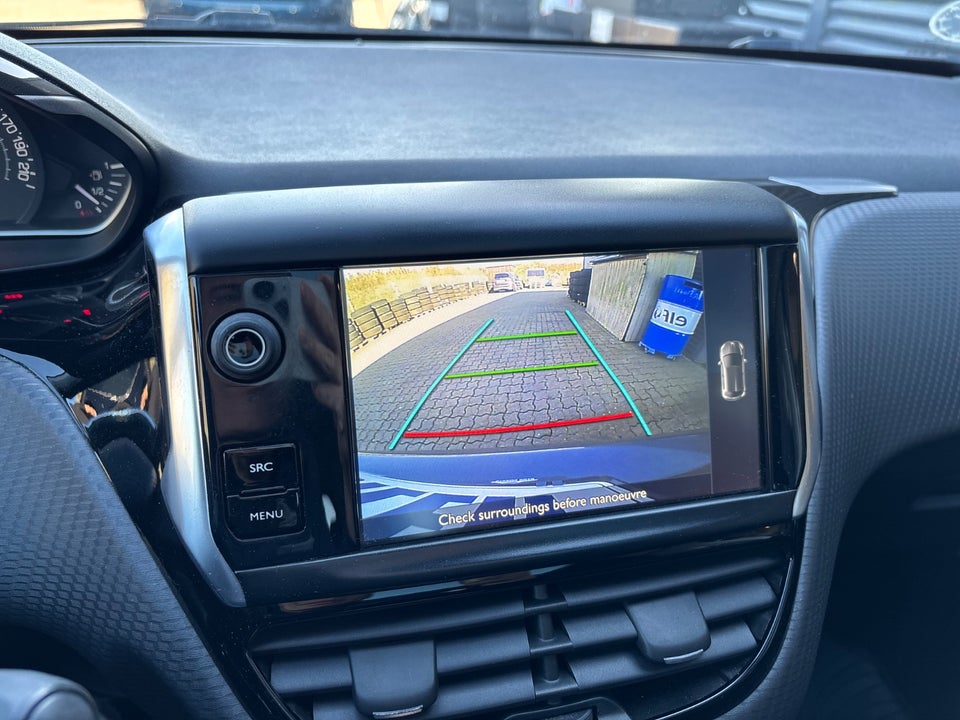 Peugeot 208 1,6 BlueHDi 100 Allure Sky 5d