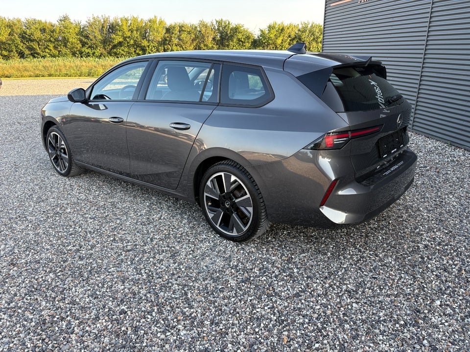 Opel Astra-e 54 Sports Tourer 5d