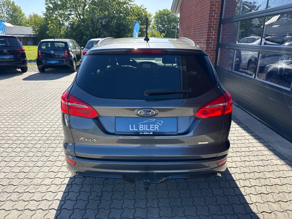 Ford Focus 1,0 EcoBoost ST-Line stc. 5d