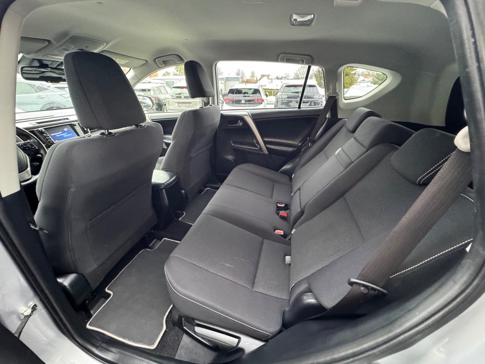 Toyota RAV4 2,5 Hybrid H3 MDS 4x4 5d