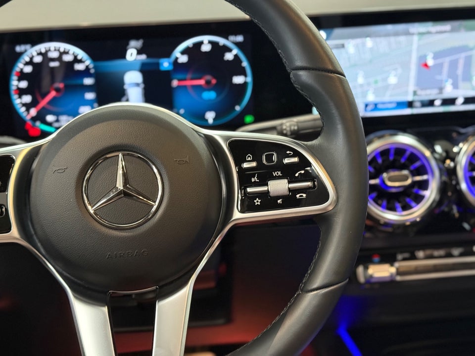 Mercedes EQA250+ Progressive 5d