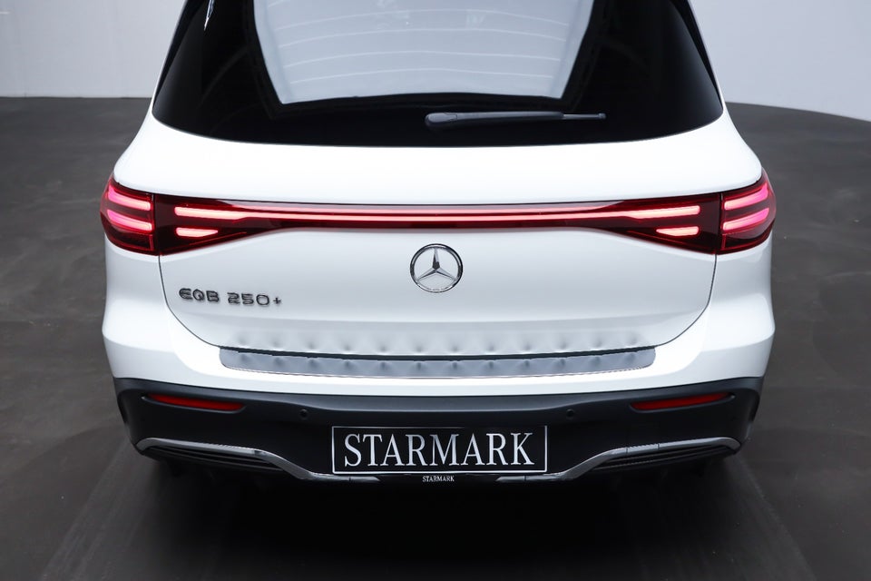 Mercedes EQB250+ AMG Premium 5d