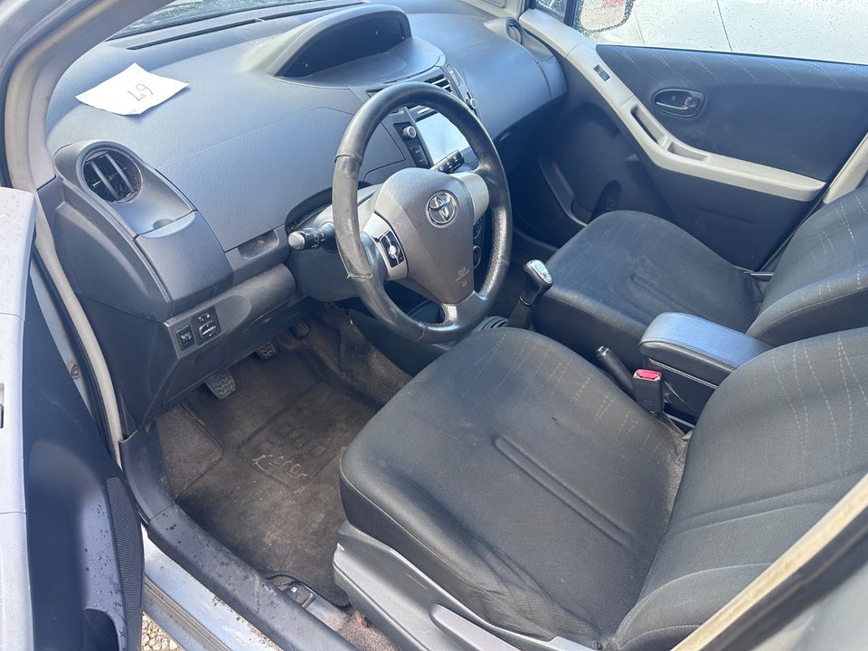 Toyota Yaris 1,4 D-4D Luna 5d