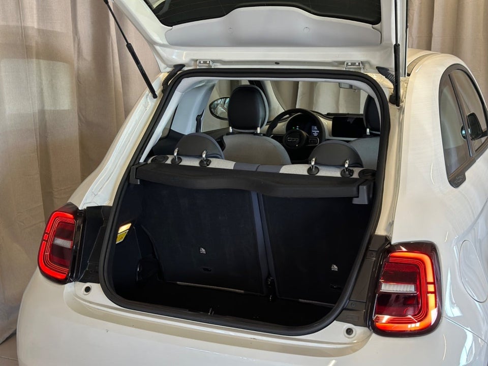 Fiat 500e 42 Icon 3d