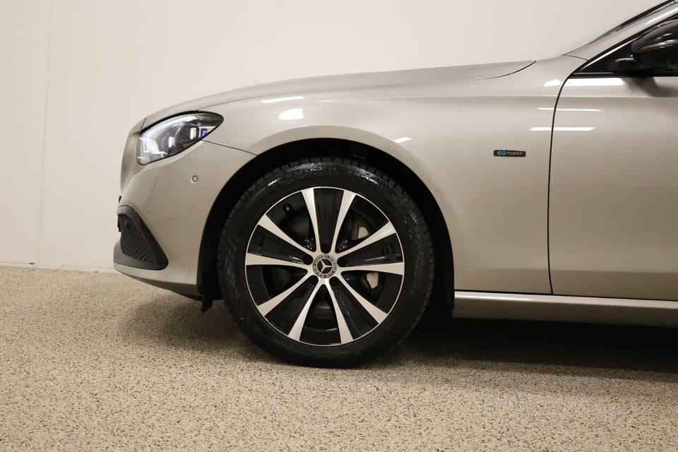 Mercedes E300 de 2,0 stc. aut. 4Matic 5d