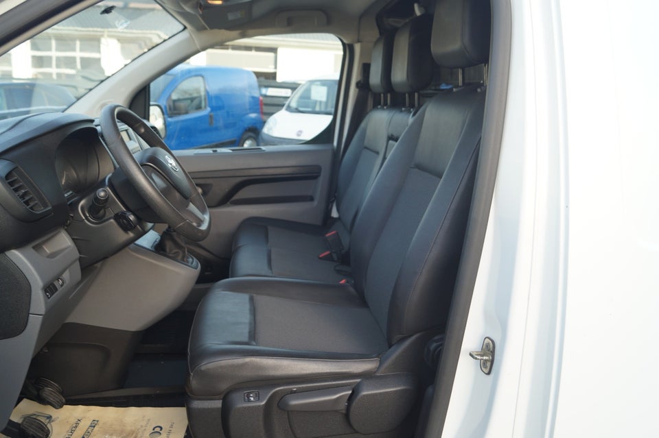 Toyota ProAce 2,0 D 120 Long Comfort 5d