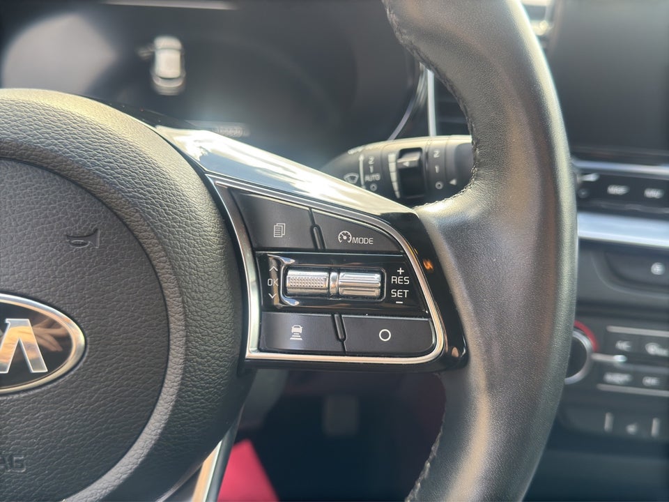 Kia XCeed 1,6 PHEV Upgrade DCT 5d