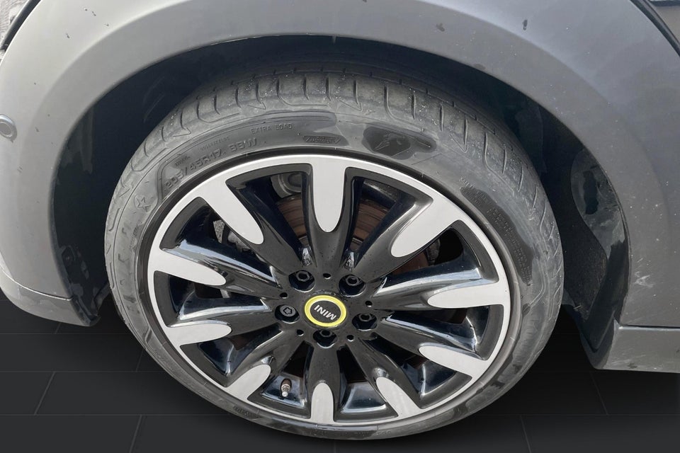 MINI Cooper SE Maximise 3d