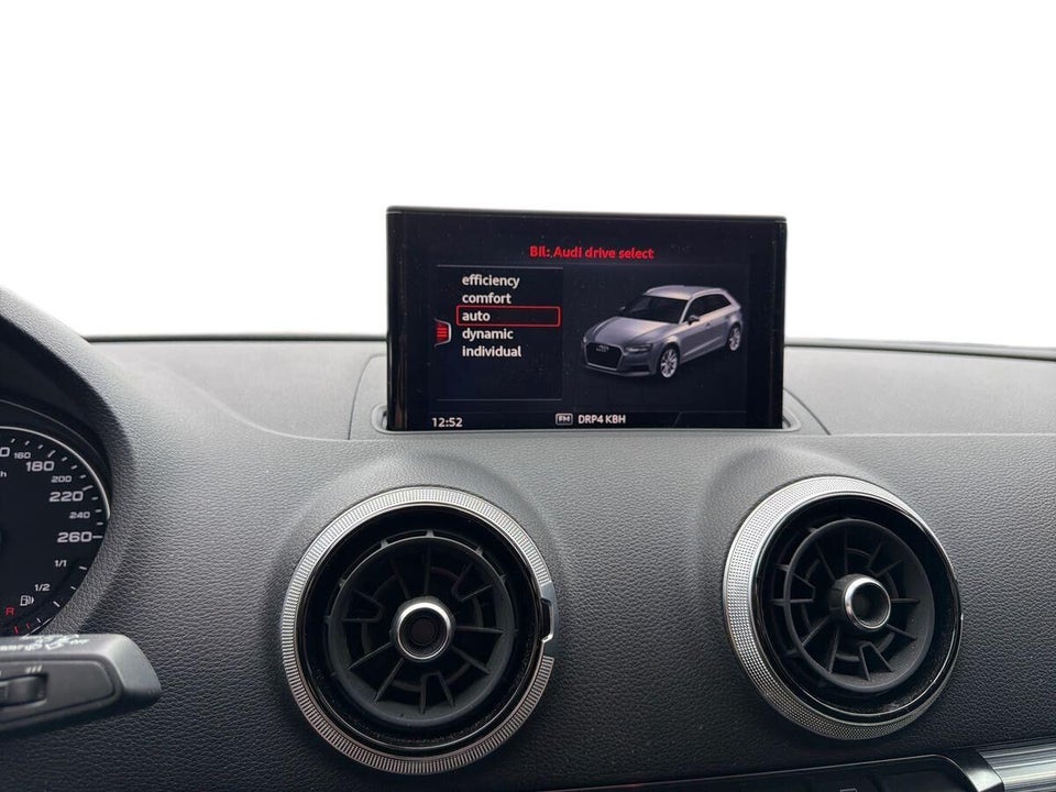 Audi A3 30 TDi Sport Limited Sportback S-tr. 5d