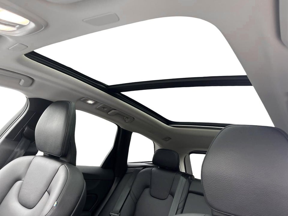 Volvo XC60 2,0 T6 ReCharge Plus Bright aut. AWD 5d