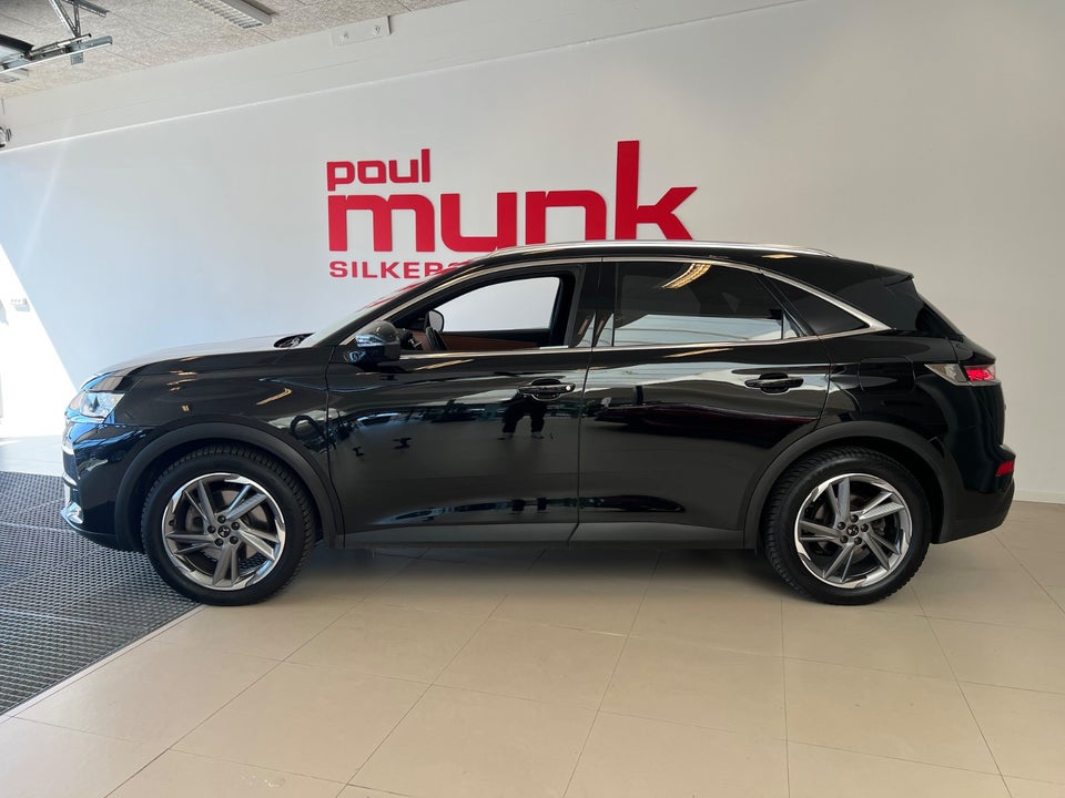 DS DS 7 CrossBack 1,6 E-Tense Opera EAT8 AWD 5d