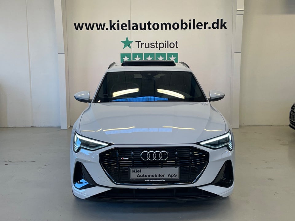 Audi e-tron 55 S-line Sportback quattro 5d