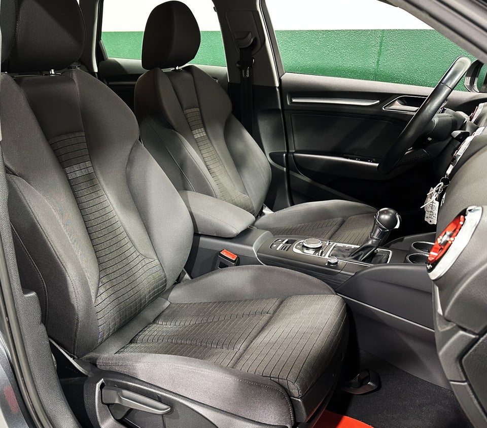 Audi A3 40 TFSi Sport Limited Sportback S-tr. 5d
