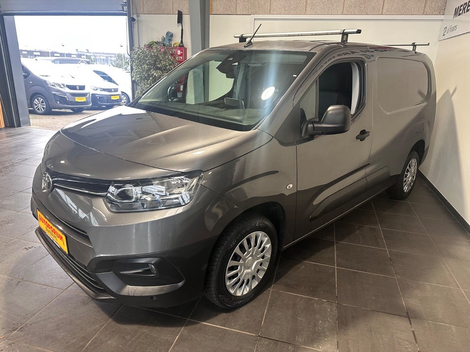 Toyota ProAce City 1,5 D 102 Long Comfort 5d