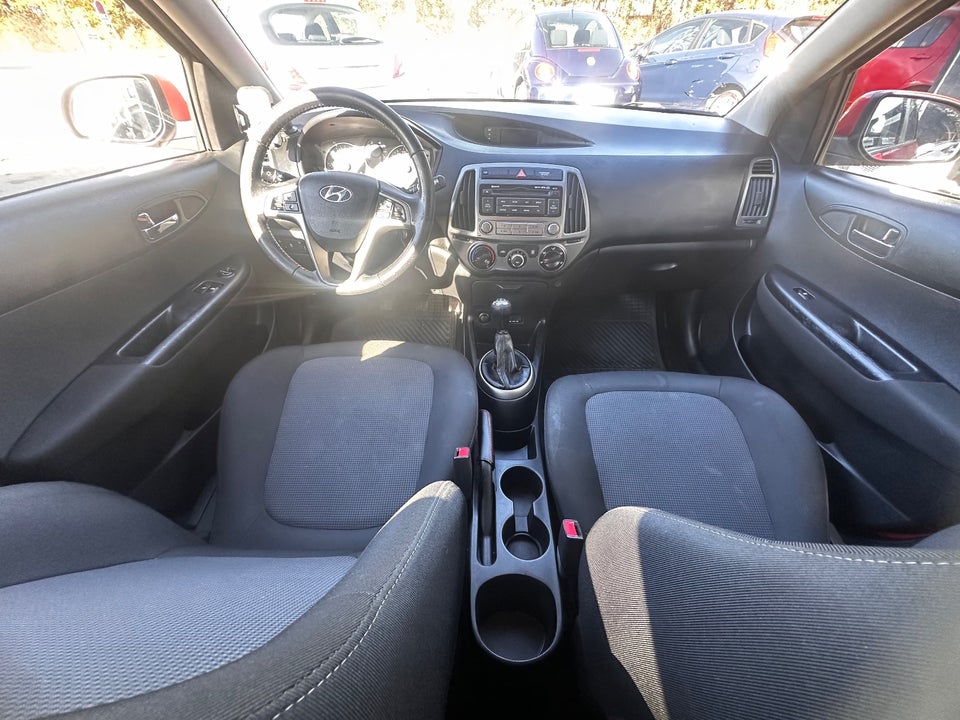 Hyundai i20 1,25 Classic 5d