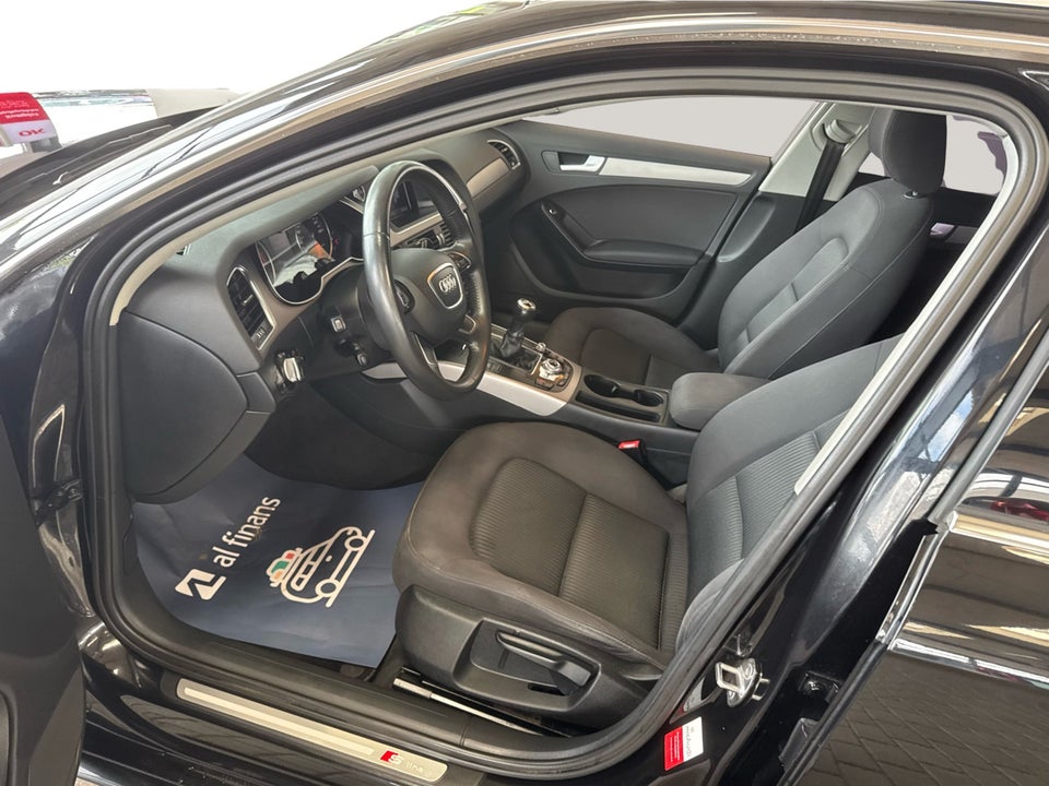 Audi A4 1,8 TFSi 170 S-line Avant 5d